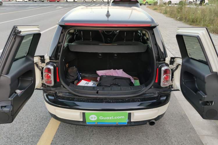 Used MINI Clubman 2011 1.6L COOPER Fun Trunk