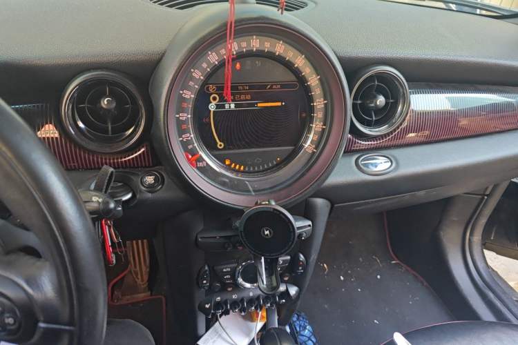 Used MINI Clubman 2011 1.6T COOPER S Hampton Audio And AC Panel