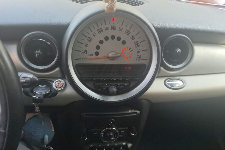 Used MINI Clubman 2011 1.6L COOPER Fun Audio And AC Panel