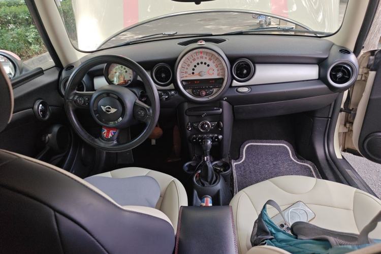 Used MINI Clubman 2011 1.6L COOPER Fun Center Console