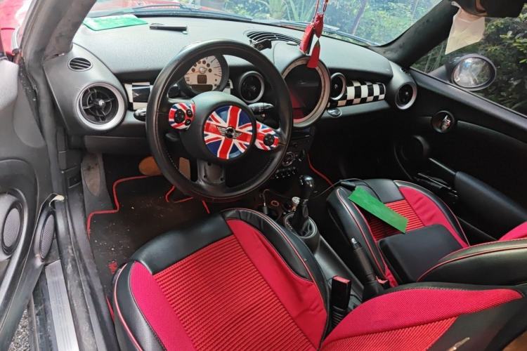 Used MINI Clubman 2011 1.6L COOPER Fun Center Console