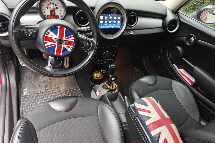 Used MINI Clubman 2011 1.6L COOPER Fun Center Console