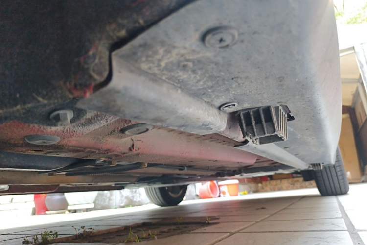 Used MINI Clubman 2011 1.6L COOPER Fun Chassis Front Left