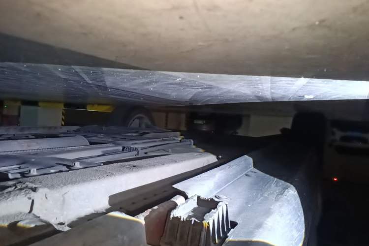 Used MINI Clubman 2011 1.6L COOPER Fun Chassis Front Right