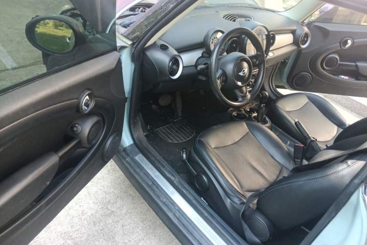 Used MINI Clubman 2011 1.6L ONE Driver Seat