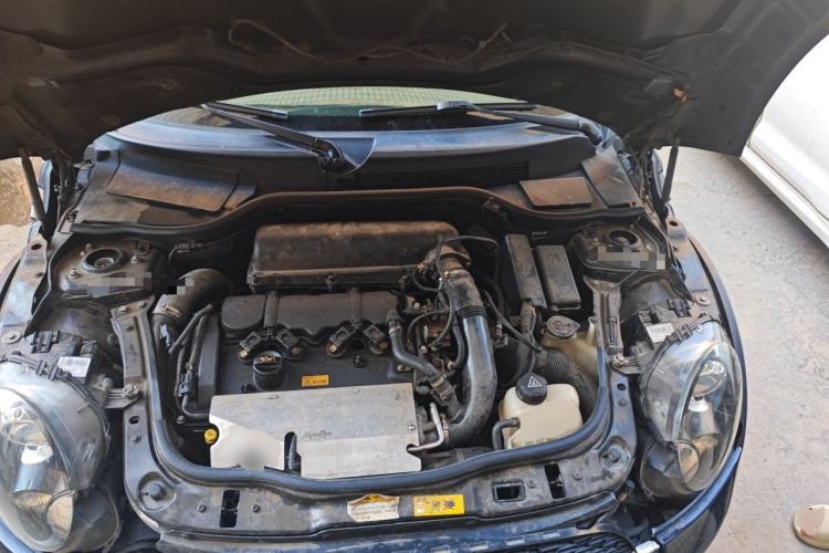 Used MINI Clubman 2011 1.6T COOPER S Hampton Engine Bay