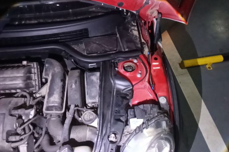 Used MINI Clubman 2011 1.6L COOPER Fun Engine Bay Left