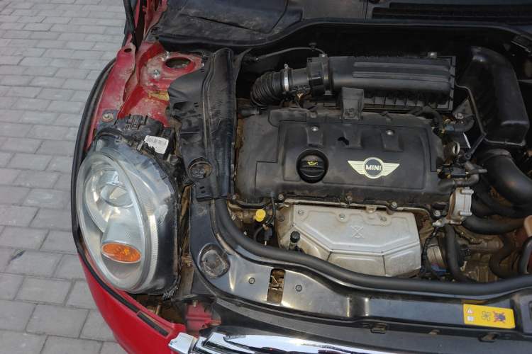 Used MINI Clubman 2011 1.6L COOPER Fun Engine Bay Right