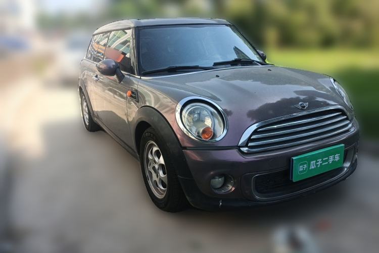 Used MINI Clubman 2011 1.6L ONE Front Right 45 Deg