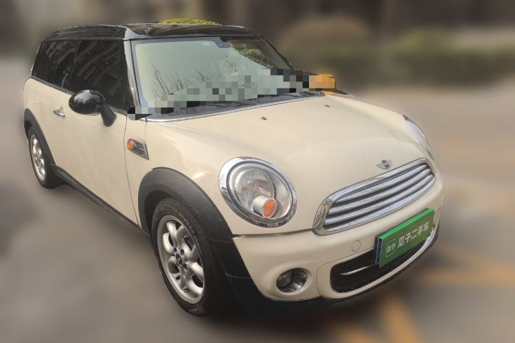 Used MINI Clubman 2011 1.6L COOPER Fun Front Right 45 Deg