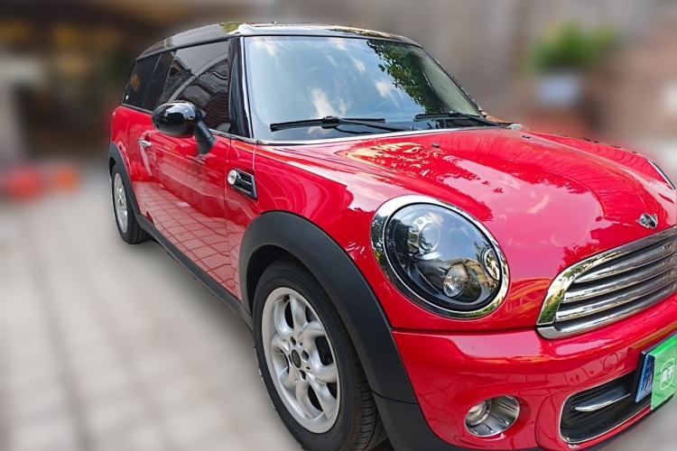 Used MINI Clubman 2011 1.6L COOPER Fun Front Right 45 Deg
