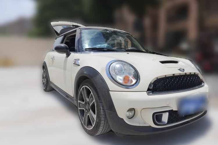 Used MINI Clubman 2011 1.6T COOPER S Front Right 45 Deg