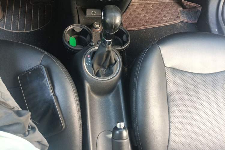 Used MINI Clubman 2011 1.6L ONE Gear Lever