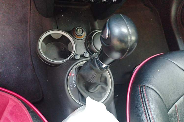 Used MINI Clubman 2011 1.6L COOPER Fun Gear Lever