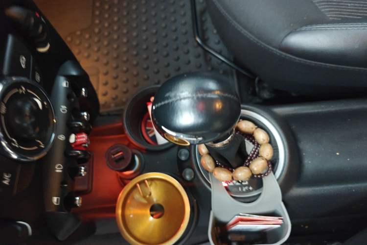 Used MINI Clubman 2011 1.6L COOPER Fun Gear Lever