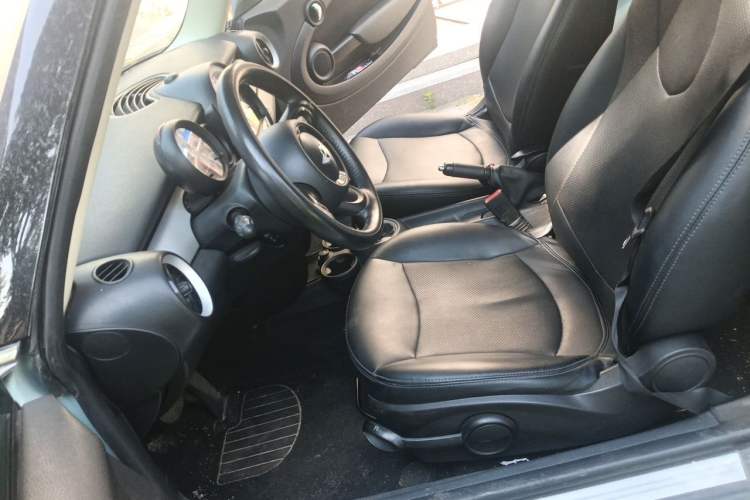 Used MINI Clubman 2011 1.6L ONE Left Front Seat