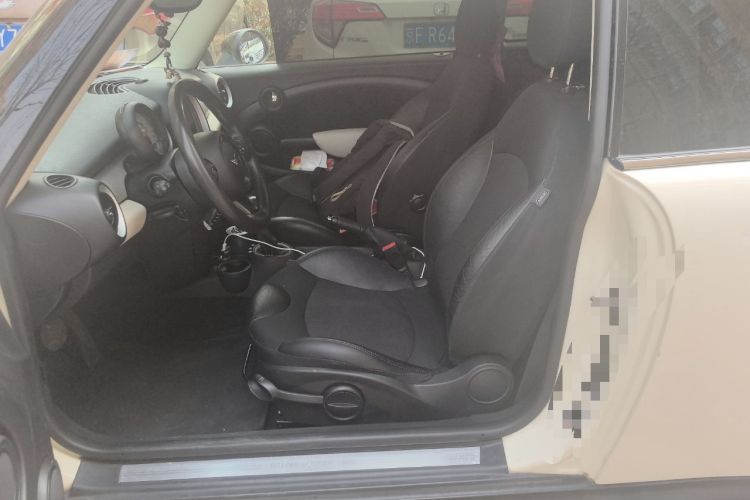 Used MINI Clubman 2011 1.6L COOPER Fun Left Front Seat
