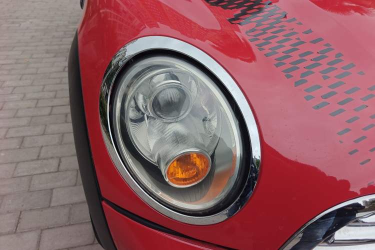 Used MINI Clubman 2011 1.6L COOPER Fun Right Front Headlight