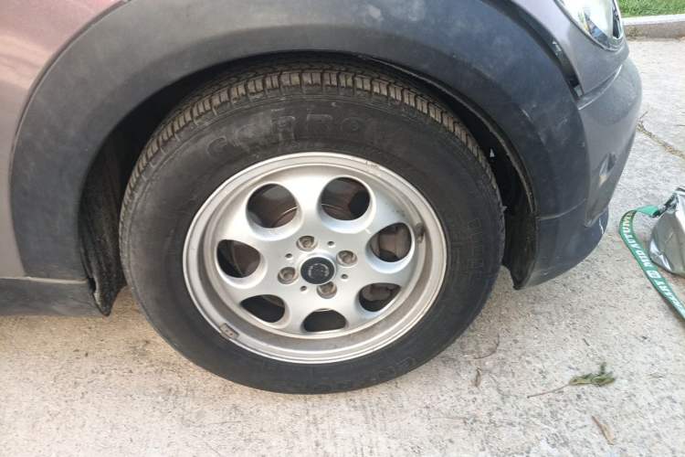 Used MINI Clubman 2011 1.6L ONE Right Front Wheel Hub