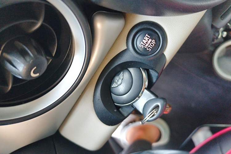 Used MINI Clubman 2011 1.6L COOPER Fun Vehicle Key