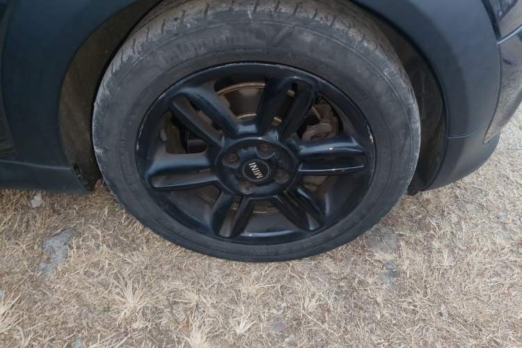 Used MINI Clubman 2011 1.6L ONE Right Front Wheel Hub