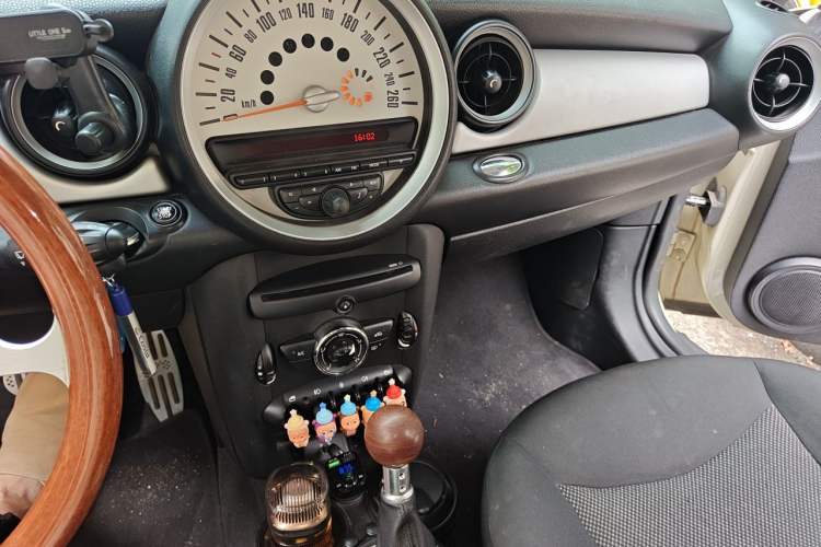 Used MINI Clubman 2011 1.6L ONE Audio And AC Panel