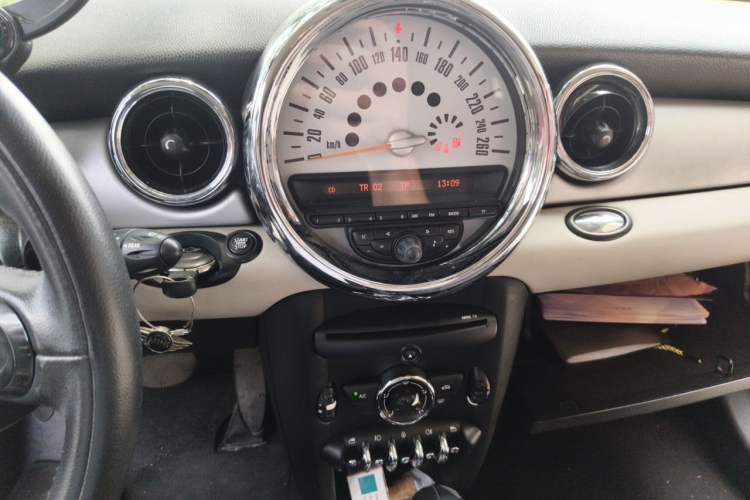 Used MINI Clubman 2011 1.6L ONE Audio And AC Panel