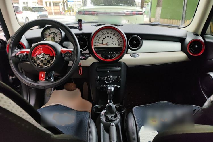 Used MINI Clubman 2011 1.6L COOPER Fun Center Console
