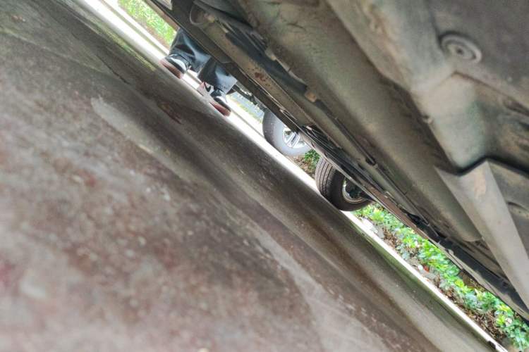 Used MINI Clubman 2011 1.6L COOPER Fun Chassis Front Left