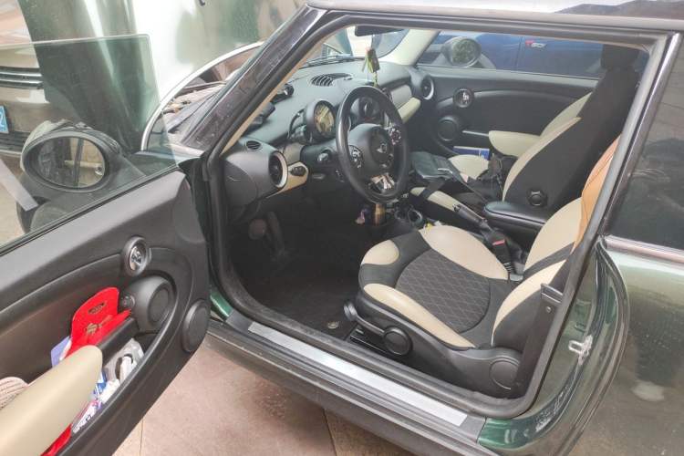 Used MINI Clubman 2011 1.6L COOPER Fun Driver Seat