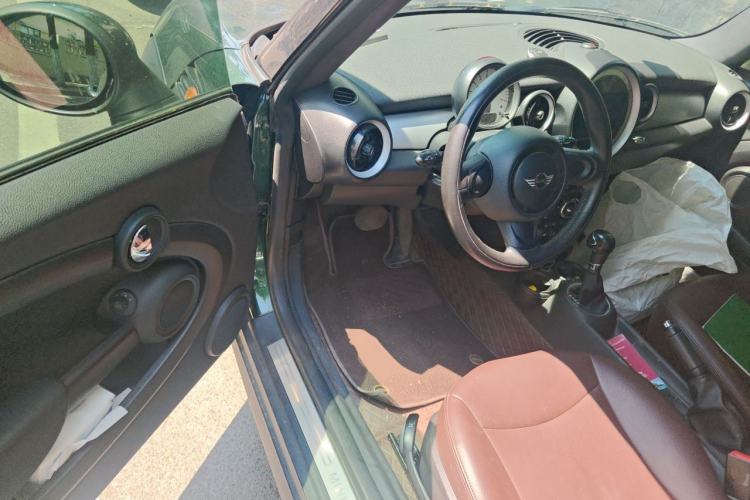 Used MINI Clubman 2011 1.6L ONE Driver Seat