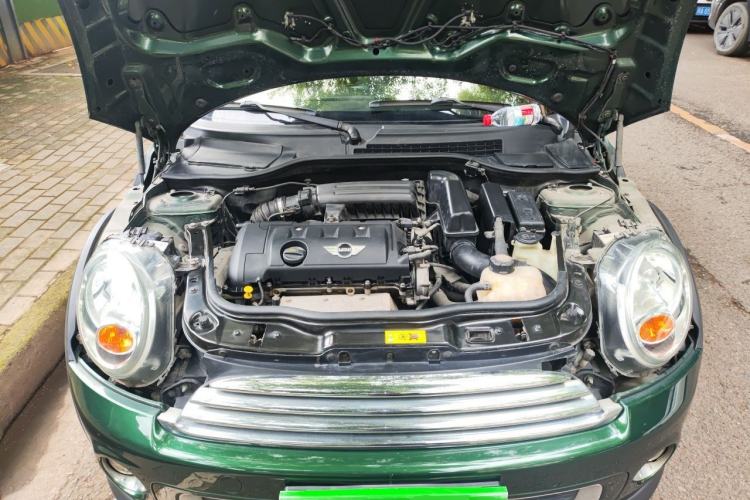 Used MINI Clubman 2011 1.6L COOPER Fun Engine Bay