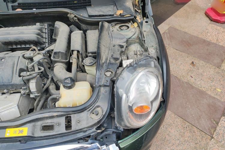 Used MINI Clubman 2011 1.6L COOPER Fun Engine Bay Left