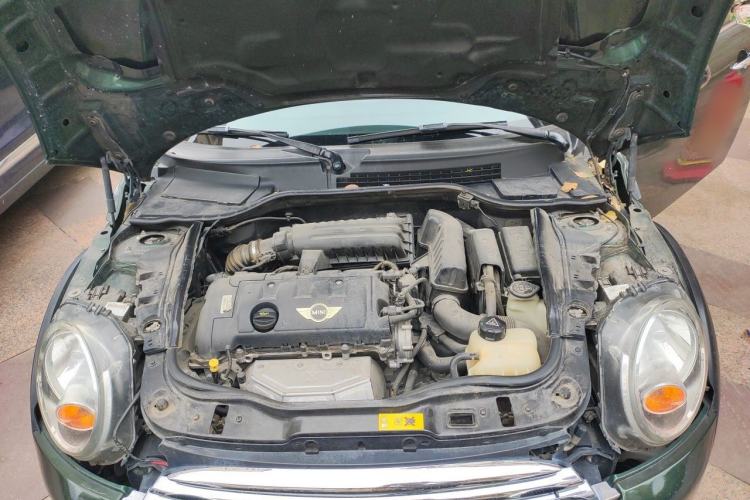 Used MINI Clubman 2011 1.6L COOPER Fun Engine Bay