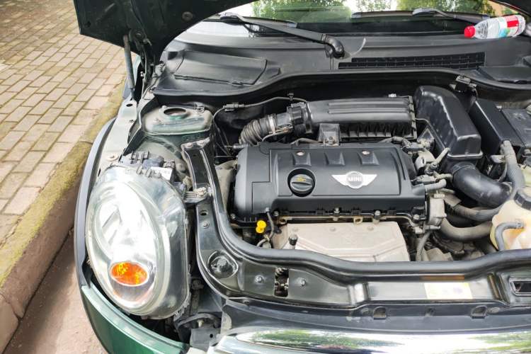 Used MINI Clubman 2011 1.6L COOPER Fun Engine Bay Right