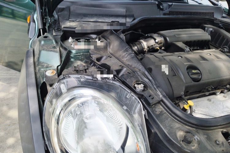 Used MINI Clubman 2011 1.6L ONE Engine Bay Right
