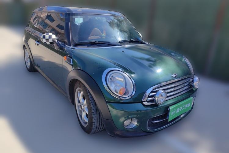 Used MINI Clubman 2011 1.6L COOPER Fun Front Right 45 Deg