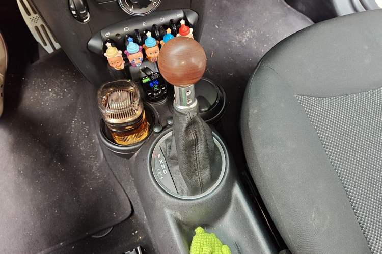 Used MINI Clubman 2011 1.6L ONE Gear Lever
