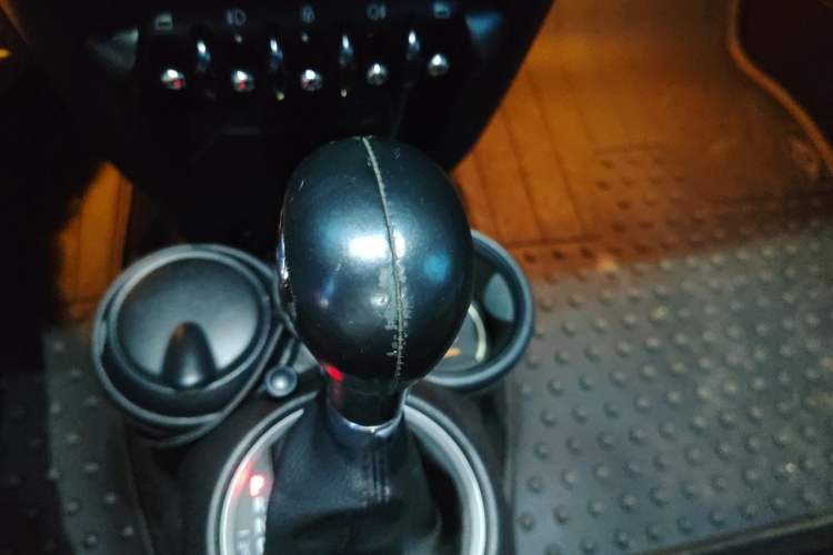 Used MINI Clubman 2011 1.6L COOPER Fun Gear Lever
