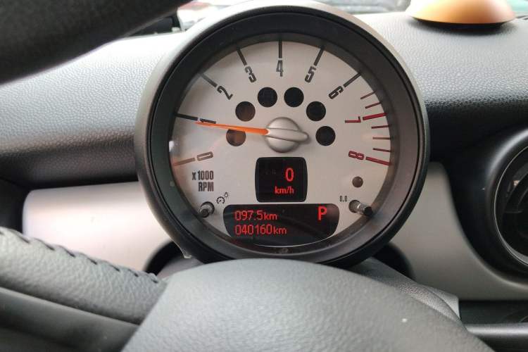 Used MINI Clubman 2011 1.6L ONE Instrument Cluster
