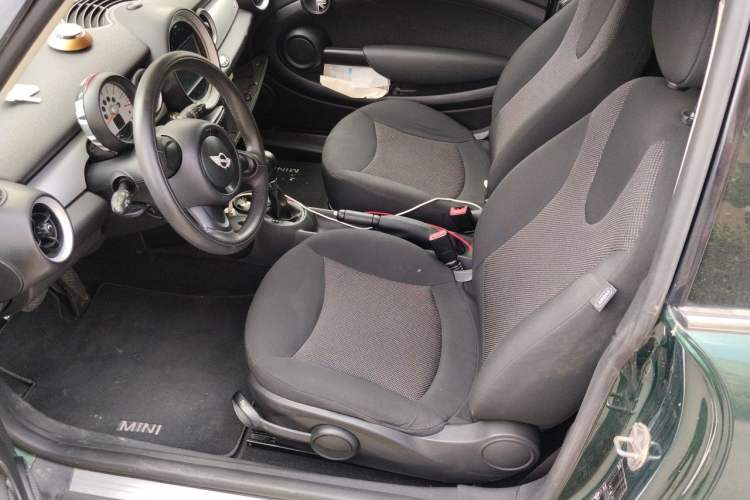 Used MINI Clubman 2011 1.6L ONE Left Front Seat