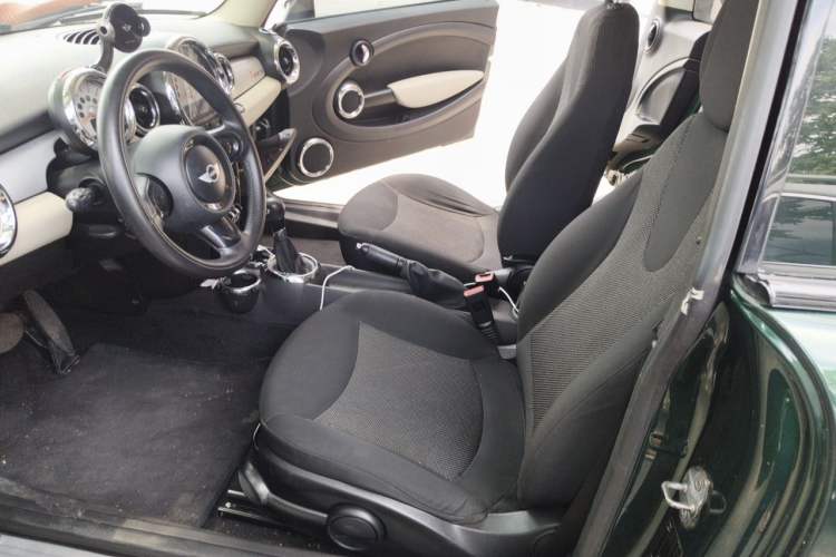 Used MINI Clubman 2011 1.6L ONE Left Front Seat