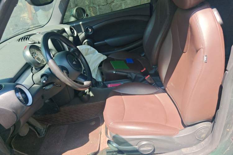 Used MINI Clubman 2011 1.6L ONE Left Front Seat