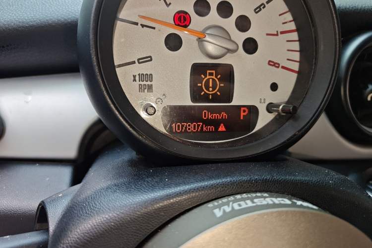 Used MINI Clubman 2011 1.6L ONE Odometer Close Up