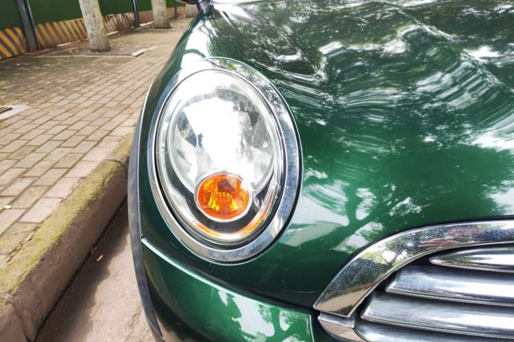 Used MINI Clubman 2011 1.6L COOPER Fun Right Front Headlight