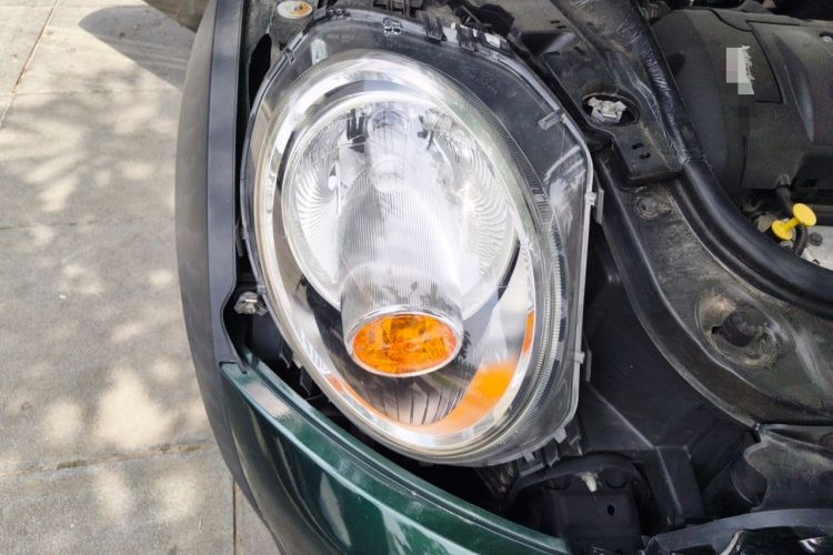 Used MINI Clubman 2011 1.6L ONE Right Front Headlight
