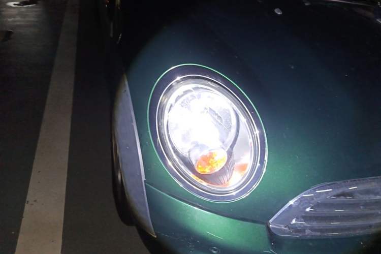 Used MINI Clubman 2011 1.6L ONE Right Front Headlight