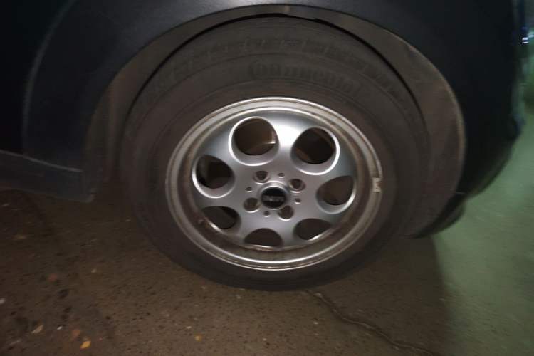 Used MINI Clubman 2011 1.6L ONE Right Front Wheel Hub