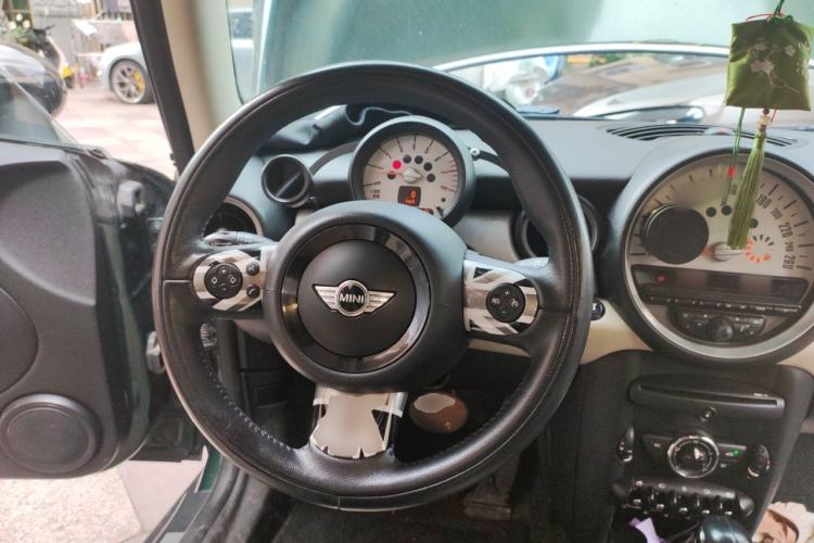 Used MINI Clubman 2011 1.6L COOPER Fun Steering Wheel