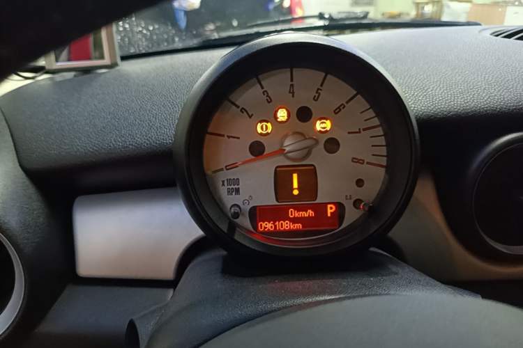 Used MINI Clubman 2011 1.6L ONE Instrument Cluster